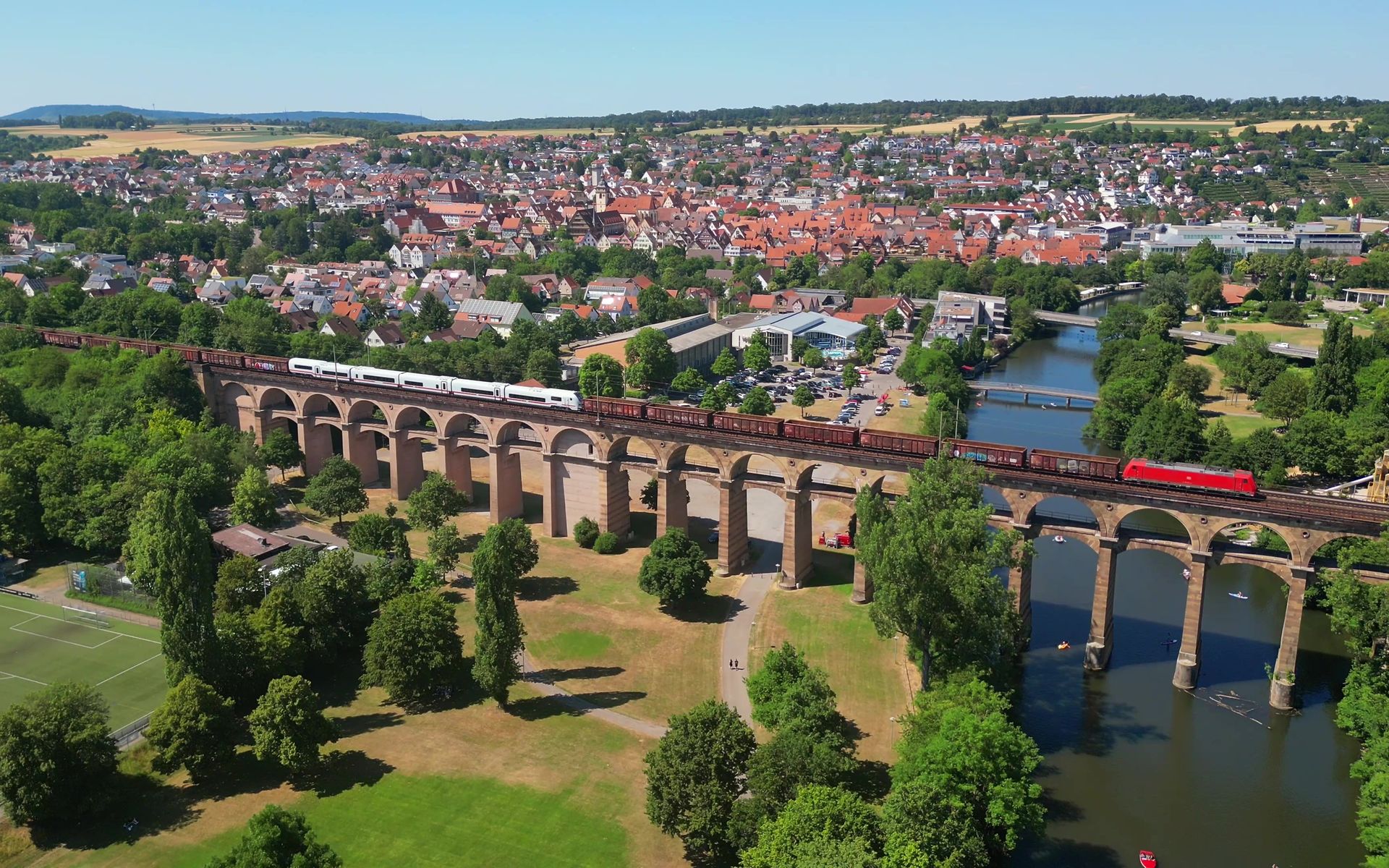 Dekorative Grafik: Viadukt in Bietigheim-Bissingen